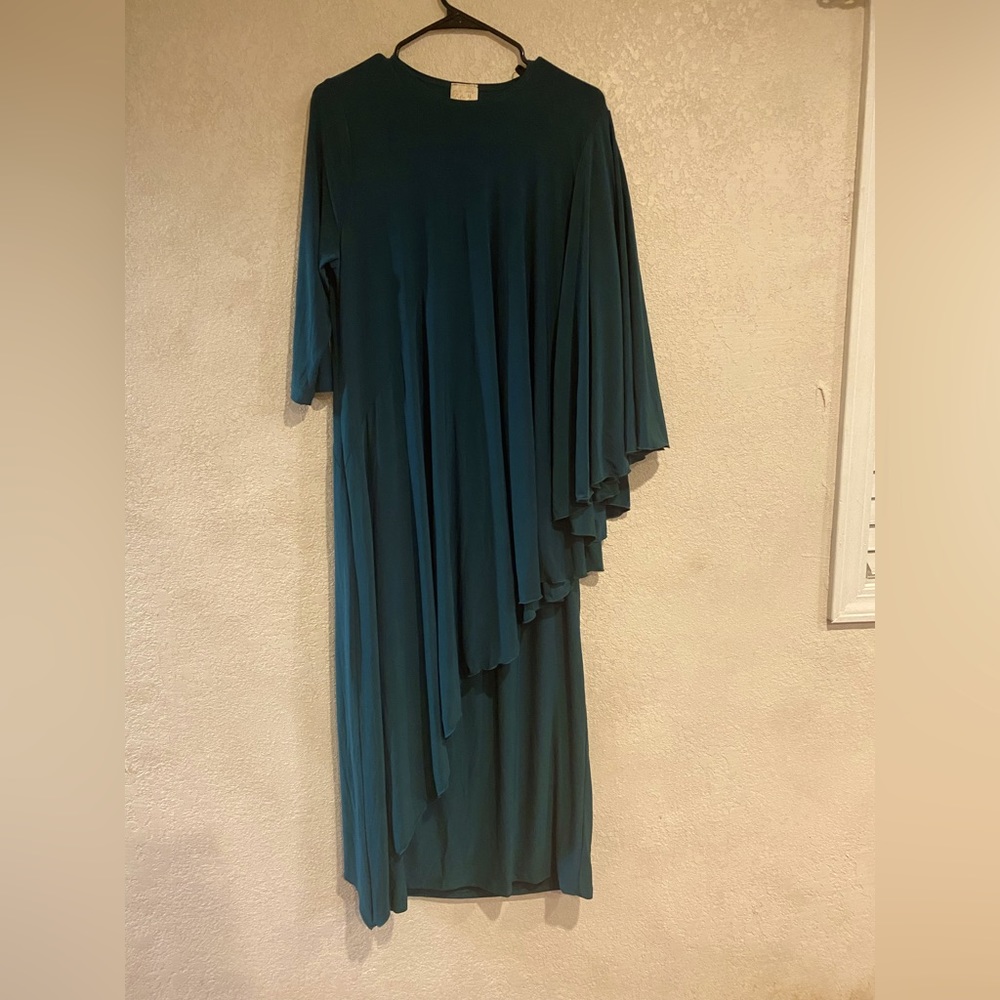 Ladies Zadie B’s Gianni Forest Green Top (L) and Skirt (XL)
